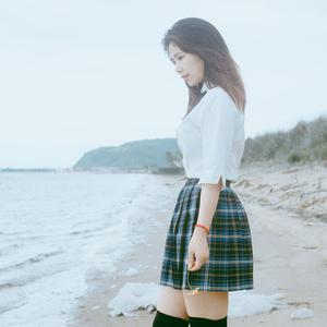 东雄薇